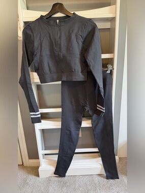 Tracy Anderson Athletic Set - Gray, Size L